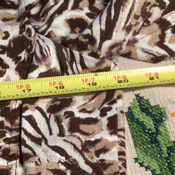 Chico's Brown and White Leopard Print Blazer Relaxed Fit - Picture 6 of 10